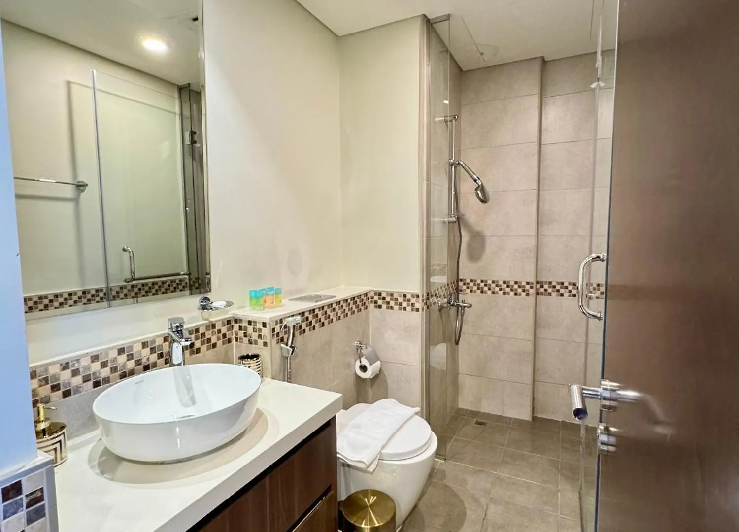 Chic 1-Bedroom Retreat With Stunning Canal View Near Burj Khalifa & Business Bay Dubai Apartment